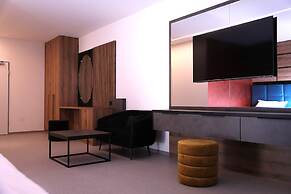 Rhein Suites