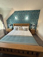 6 Caberfeidh Bed and Breakfast