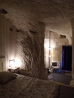 LES TROGLOS DE BEAULIEU