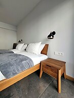 Coastline Residence - Designer Stay