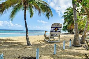 Pool & Hot Tub Access! Tranquil Vieques Casita