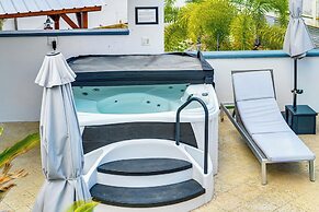 Pool & Hot Tub Access! Tranquil Vieques Casita