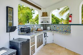 Pool & Hot Tub Access! Tranquil Vieques Casita
