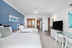 Condado Lagoon - Lux Waterfront Studios