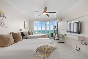 Condado Lagoon - Lux Waterfront Studios