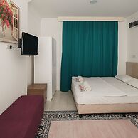 Hillside Apart Hotel & Side