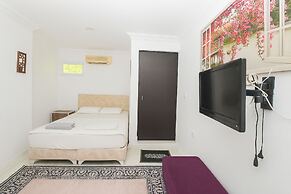 Hillside Apart Hotel & Side