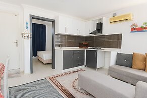 Hillside Apart Hotel & Side