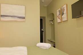 The Tall Trees Hotel