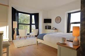 The Tall Trees Hotel