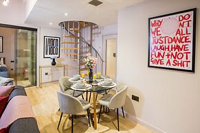 Spacious 3-bed Retreat Modern Super Central