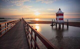 Lovely Accommodation on the Beach