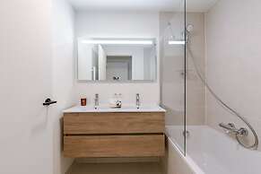 Luxury Seaview Stay With Free Private Parking