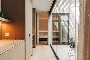 Nosso Logies - Bright Seaside Apartment for 6