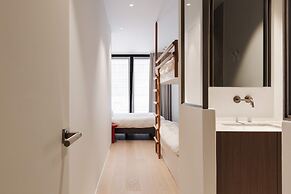 Nosso Logies - Bright Seaside Apartment for 6