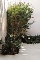Nosso Logies - Bright Seaside Apartment for 6