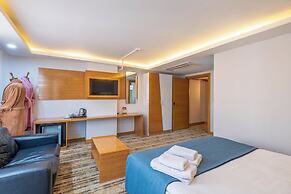 Bulvar Hotel