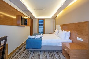 Bulvar Hotel