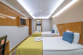 Bulvar Hotel