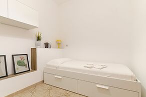 Not Ordinary Apartment by Wonderful Italy