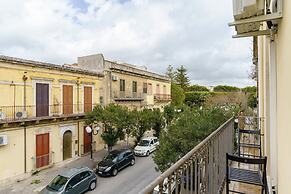 Not Ordinary Apartment by Wonderful Italy