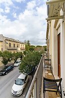 Not Ordinary Apartment by Wonderful Italy