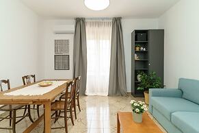 Not Ordinary Apartment by Wonderful Italy