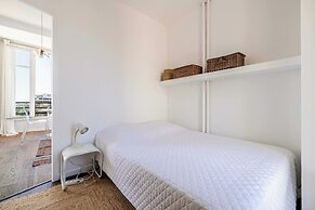 Air-conditioned Seafront Apartment - Nice