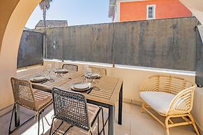 Studio Place des Lices/terrace - Saint-tropez