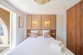 Studio Place des Lices/terrace - Saint-tropez