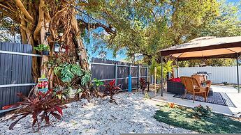 Home Near Hard Rock w BBQ Pool Table