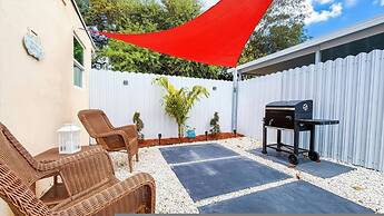 Cozy Private Studio Parking and BBQ