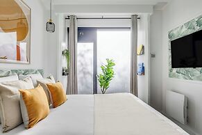 Charming Studio Apartment - AC- 2P - Nation