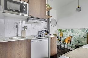 Charming Studio Apartment - AC- 2P - Nation