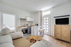 Modern Apartment 1br/4p - Levallois
