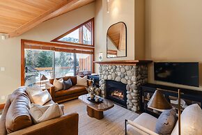 Harmony Chalet at Montebello