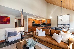 Harmony Chalet at Montebello