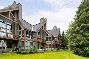 Northlight Retreat at Alpine Greens