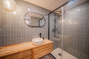 Apartment Place des Lices -2bdr/6p- Saint Tropez
