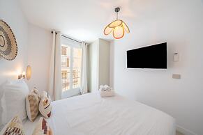 Apartment Place des Lices -2bdr/6p- Saint Tropez