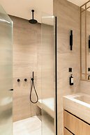 Luxury A/C Apt - 10p/4bdr - Arc de Triomphe