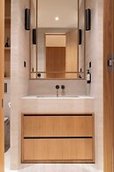 Luxury A/C Apt - 10p/4bdr - Arc de Triomphe