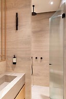 Luxury A/C Apt - 10p/4bdr - Arc de Triomphe