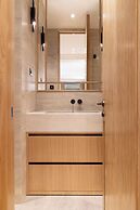 Luxury A/C Apt - 10p/4bdr - Arc de Triomphe