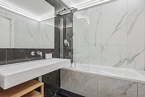 Superb Haussmann-style apt - 2bdr/6p - Trocadero