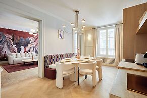 Luxurious AC Apartment Louvre Museum Saint Honore