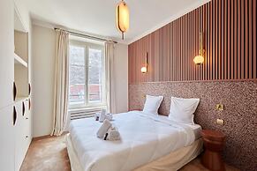 Luxurious AC Apartment Louvre Museum Saint Honore