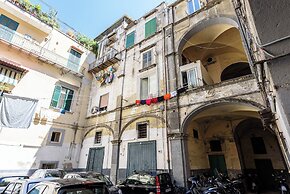 Vico Sedil Capuano 21 - Appartamento 2