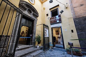 Vico Santa Luciella 20