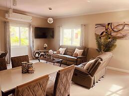 Tranquility Loft, Ocho Rios, Solar Powered